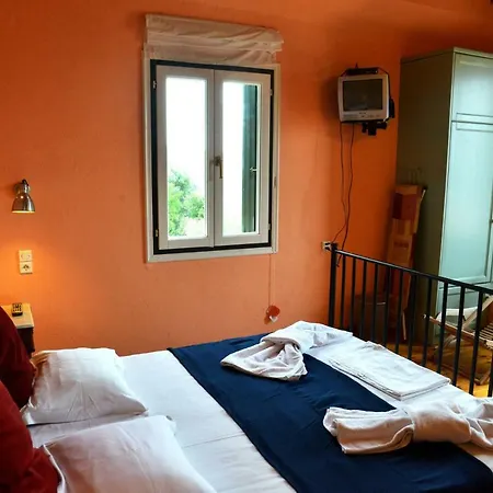 Kalypso And Kirki * Skopelos Town